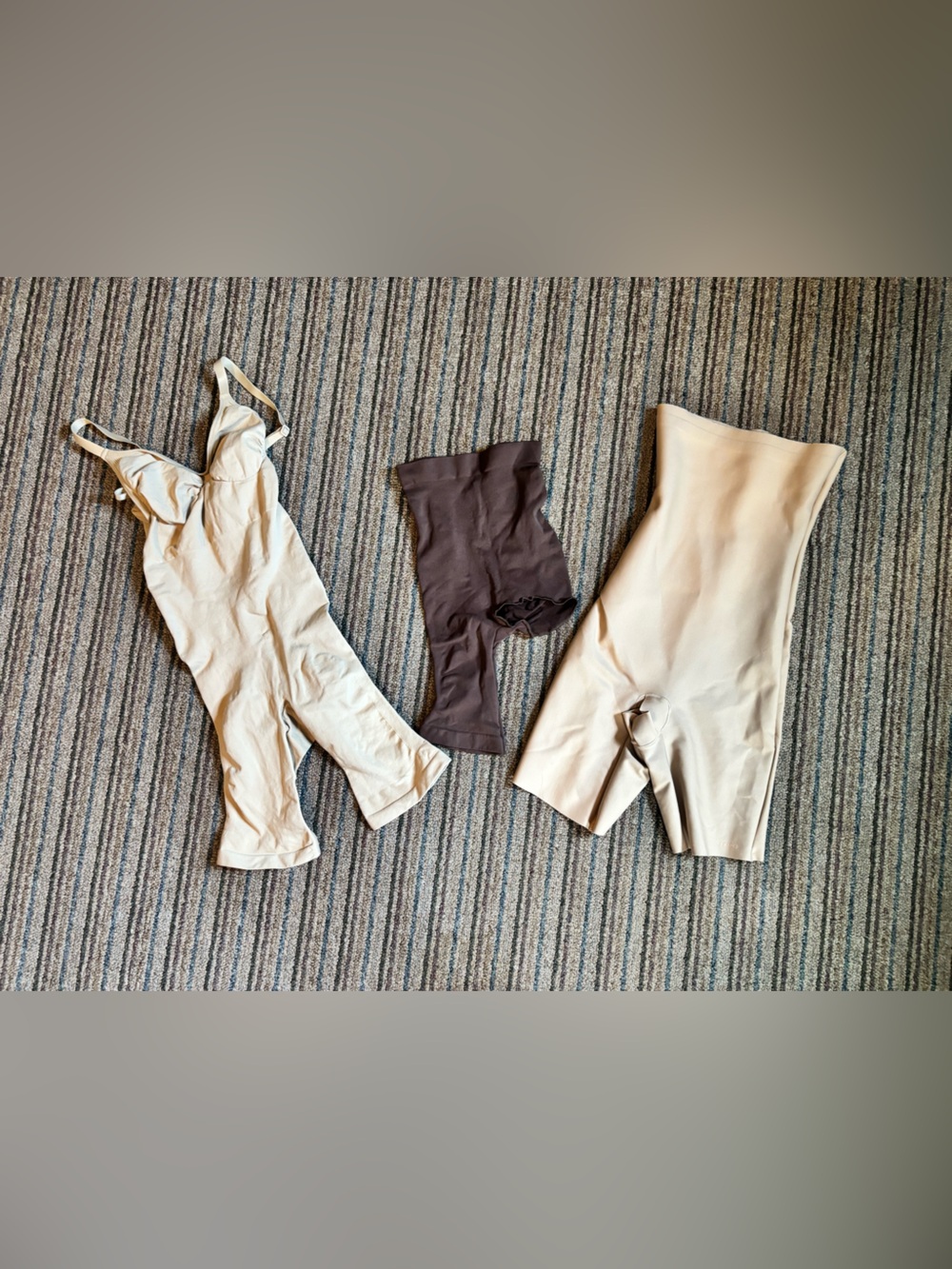 Skims shapewear set of 3